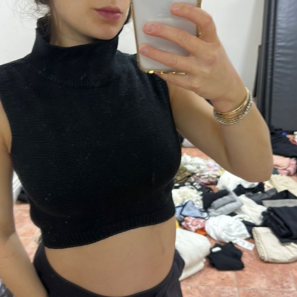 NFP- black sweater crop turtleneck